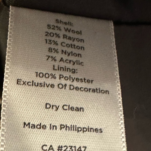 Elegant Tweed Dress Suit 16 - Picture 5 of 9